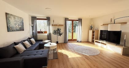 Tammens "Gröönblick" - spacious, bright & surrounded by greenery