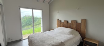 Large family apartment 145m² - quiet & nature