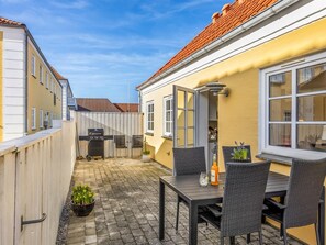 Outdoor dining - "Loreia" - 300m from the sea by Interhome (Løkken)