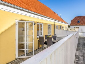 Outdoor dining - "Loreia" - 300m from the sea by Interhome (Løkken)