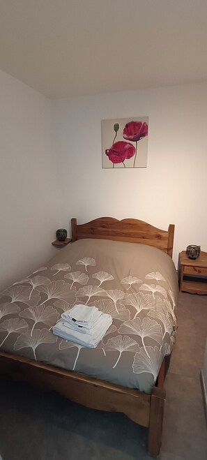 Room - Vrbo Property (Gréoux-les-Bains)