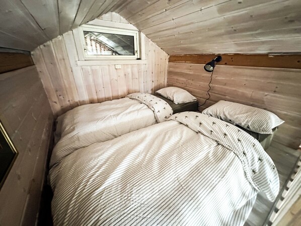 4 habitaciones y ropa de cama