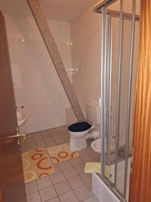 Bathroom - Weißes Roß (Crossen an der Elster)