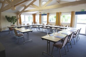 Meeting facility - Kyriad Marseille Est - Aubagne Gemenos (Gemenos)