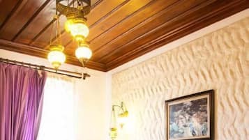 In-room safe, blackout drapes