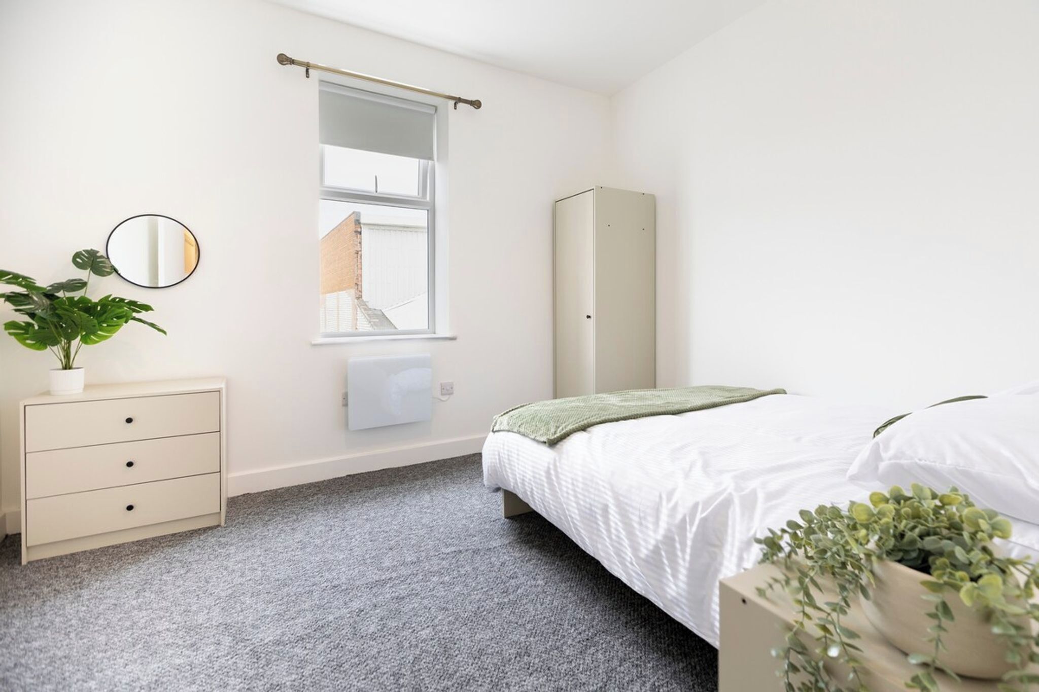 1 bedroom, iron/ironing board, Internet, bed sheets