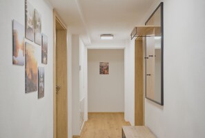 Interior - Beautiful basement apartment "Alpennest" in a quiet and idyllic location (Pfronten)
