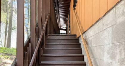 Lake Minocqua Island Home - Walk to Town - Sleep 6