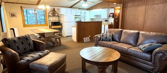 Lake Minocqua Island Home - Walk to Town - Sleep 6