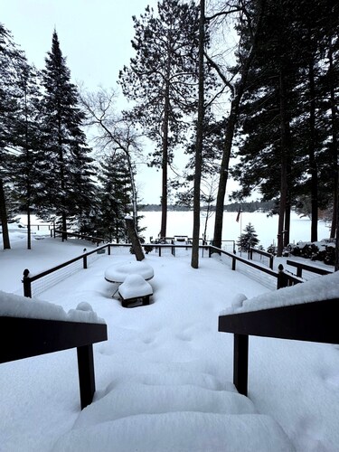 Lake Minocqua Island Home - Walk to Town - Sleep 6