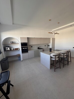 Private kitchen - Luxury villa 450 m2 Swimming pool, Hammam, Cinema (Marrakech)