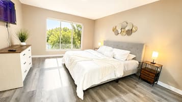 3 Schlafzimmer, Zimmersafe, Bügeleisen/Bügelbrett, kostenloses WLAN