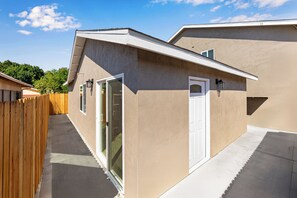 Exterior - New Gated 1BR 1BA Walk to SoFi 2 Story Home w Garage Parking (Inglewood)