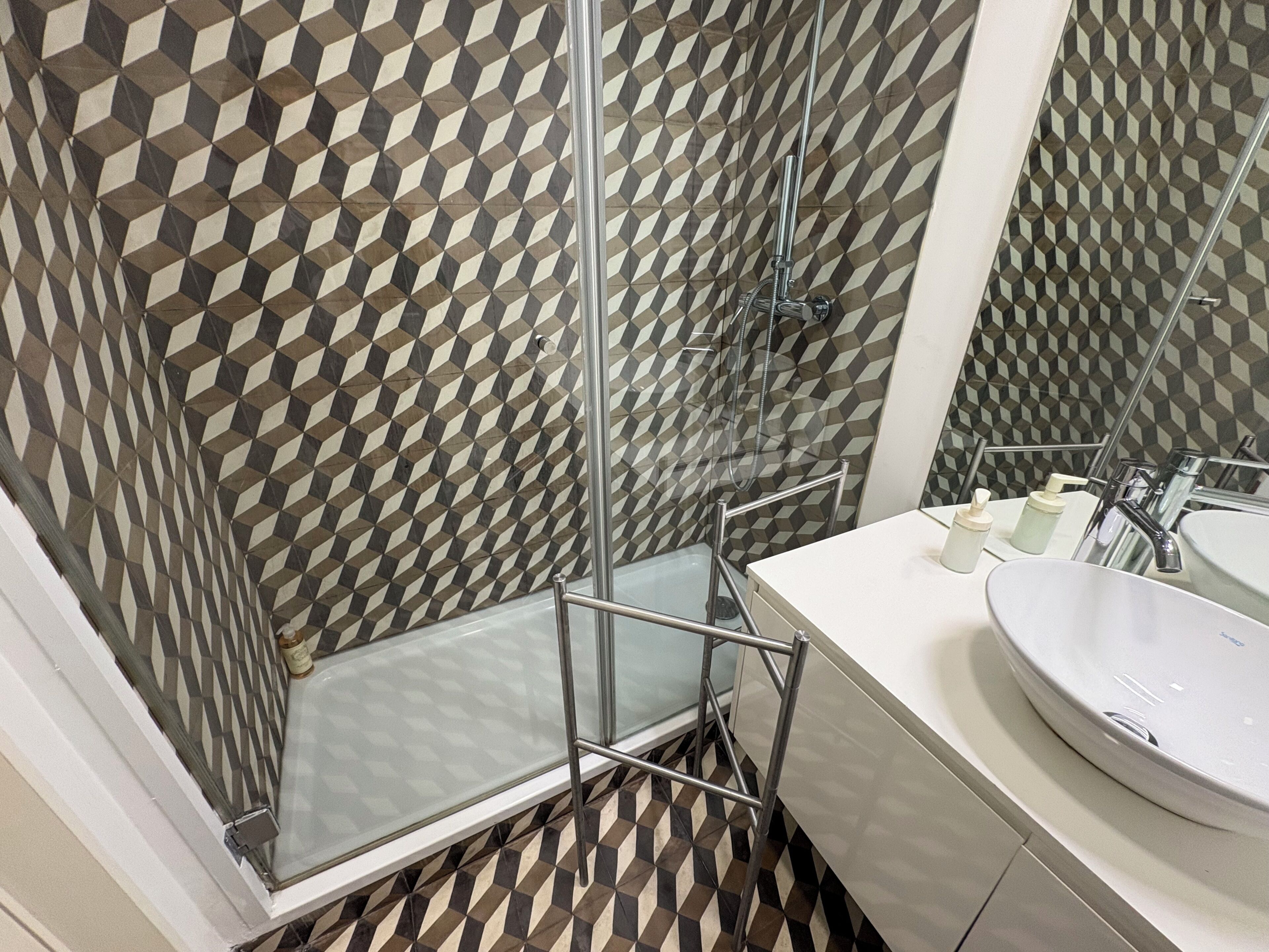 Departamento Deluxe, vista a la ciudad | Baño