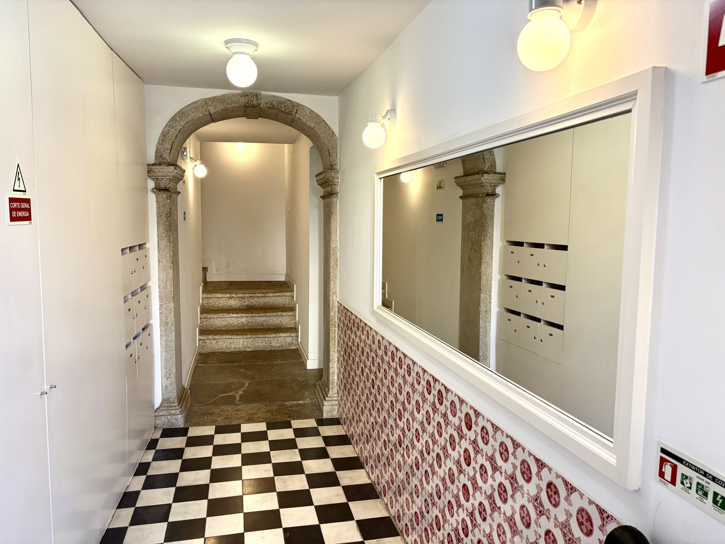 Deluxe Apartment, Ensuite, River View (Alfama Premium) | Miscellaneous