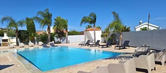 Grand villa Lynn seaview Ayia Napa