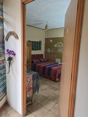 Economy Double Room - Casa Donaji Guest House (Oaxaca)