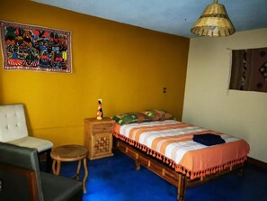 Quarto casal standard | Wi-Fi de cortesia, roupa de cama