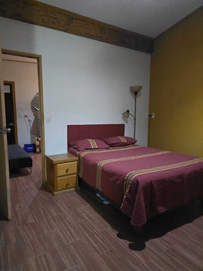 Standard Apartment | Free WiFi, bed sheets