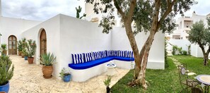 Apartment, 1 Bedroom, Accessible, Smoking | Outdoor dining - Charming 2-bedroom Apartment With Ocean View in Carthage (La Marsa)