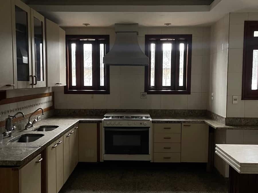Shared fridge, shared microwave