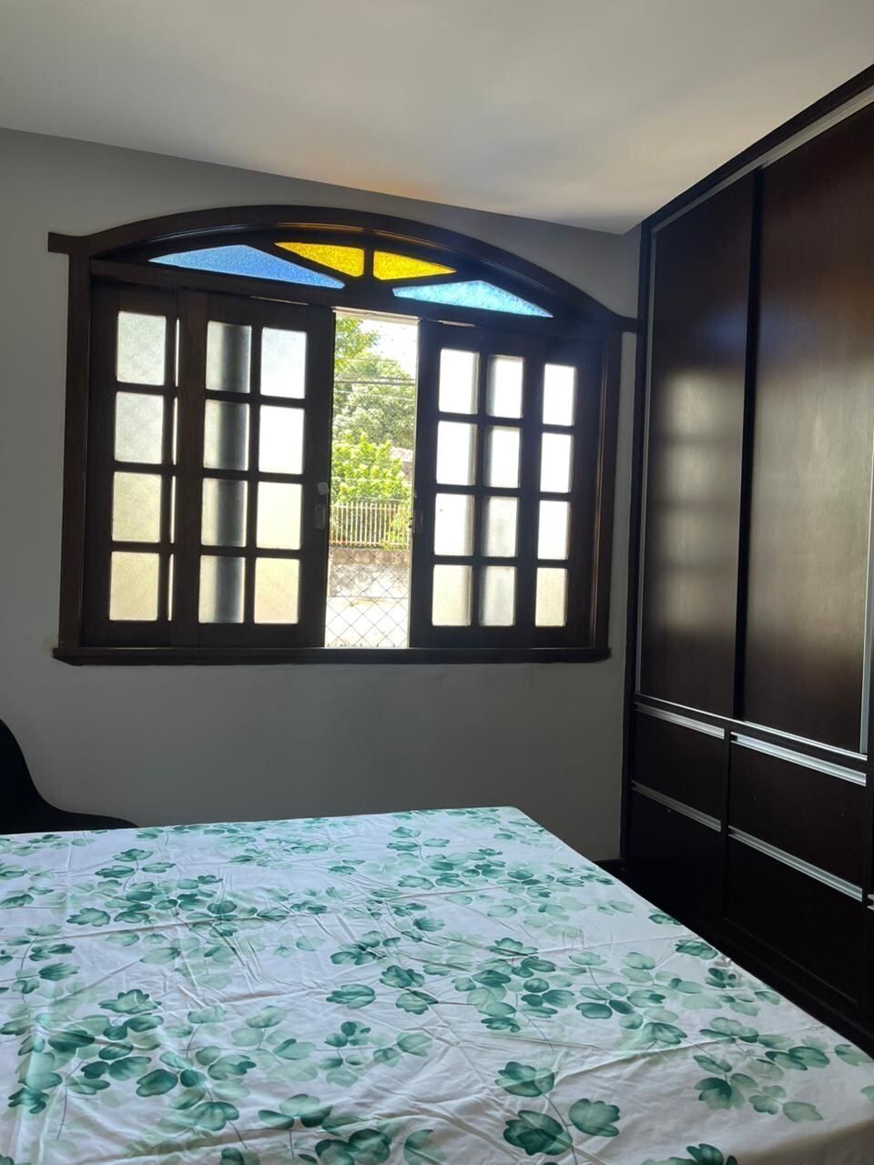 Habitación cuádruple básica | Cortinas opacas, tabla de planchar con plancha, wifi gratis