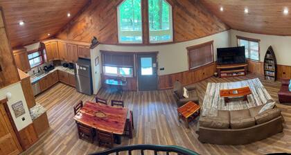 Ouachita Crystal Cabin 2