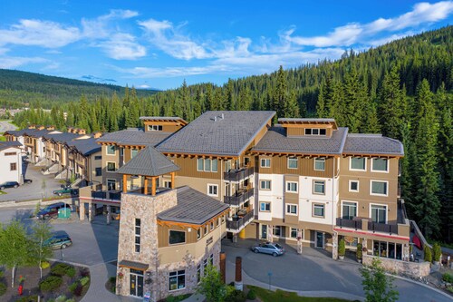 Luxury Condo @ Kookaburra Lodge in Sun Peaks, BC
