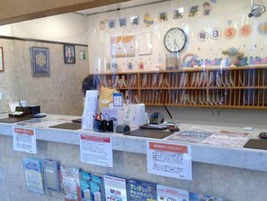 Lobby - Toyoko Inn Fukushima-eki Nishi-guchi (Fukushima)