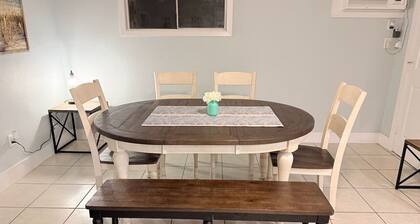 Private Gated Modern Cottage - Med Center - World Cup Soccer