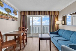 Living area - Cozy 2-bedroom condo in serene Myrtle Beach with AC and gym (Myrtle Beach)