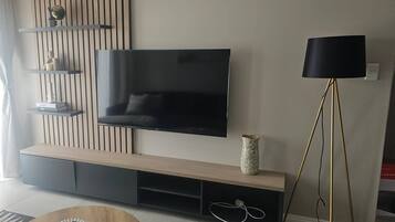 Apartamento, 2 quartos, sacada | Parte interna