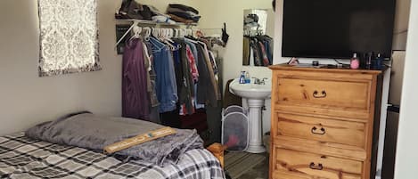 1 Schlafzimmer, WLAN, BettwÀsche