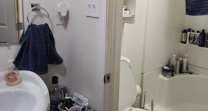 Efficient 1 bed/1 bath cabin in the Permian Basin