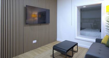 Newly Refurbished Bradford City Centre Flat