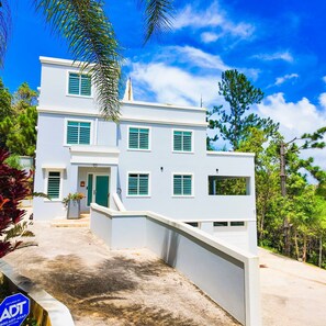 House, 4 Bedrooms, Private Pool | Exterior - Casa Las Nubes-cayey (Cayey)
