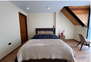 Comfort Room, Patio, Mountain View | Desk, free WiFi