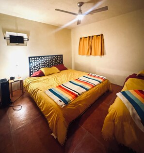 2 bedrooms, WiFi, bed sheets - Casa Siestas Y Olas Oceanfront Private Home (San Juanico)