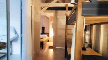 3 chambres, fer et planche à repasser, Wi-Fi, literie fournie