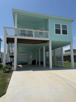 Exterior - Coastal Escape! Bay Views – Perfect Summer Getaway Near Rockport & Port A! (Rockport)