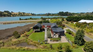 Exterior - Black Wing Studio - Motueka (Tasman)