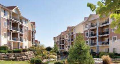 2-bedroom resort in peaceful Branson