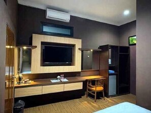Room - Hotel Khalista (Purwakarta)
