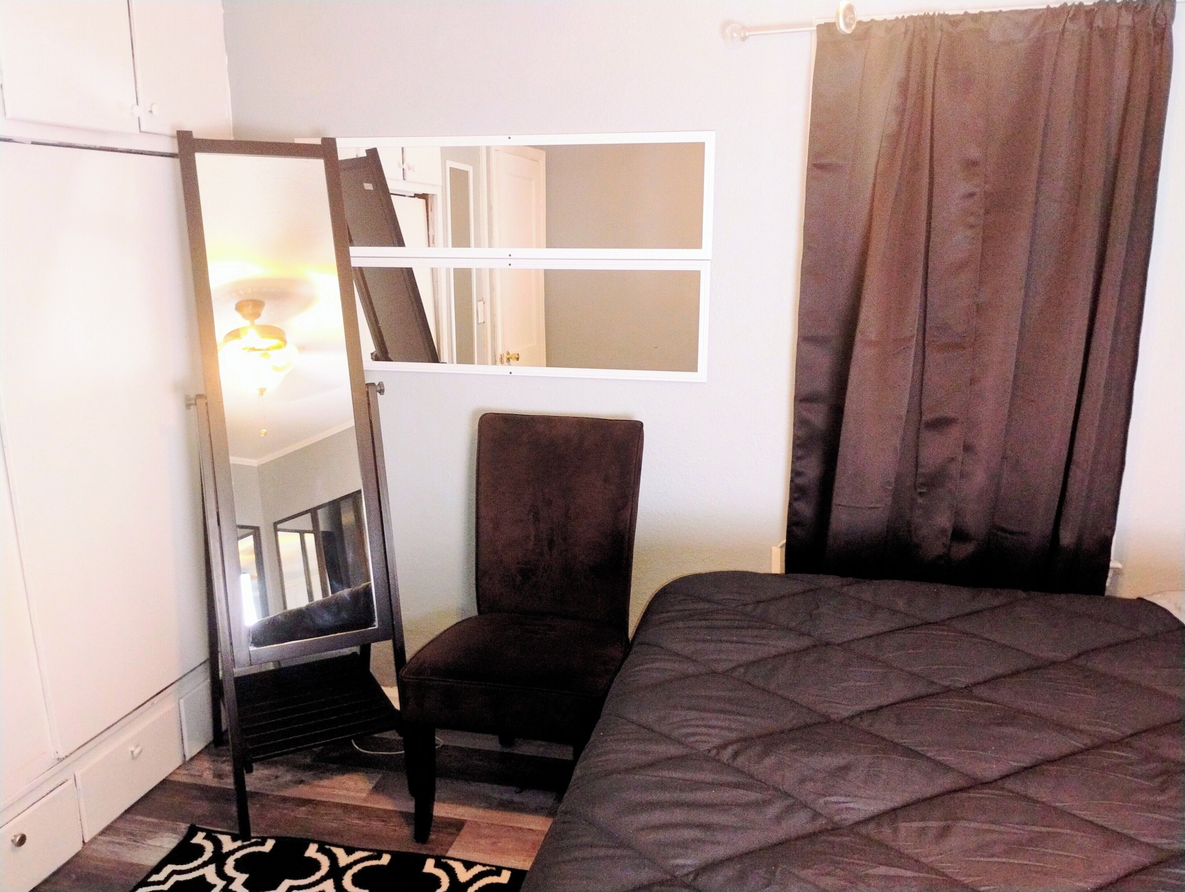 2 chambres, fer et planche à repasser, Wi-Fi, literie fournie