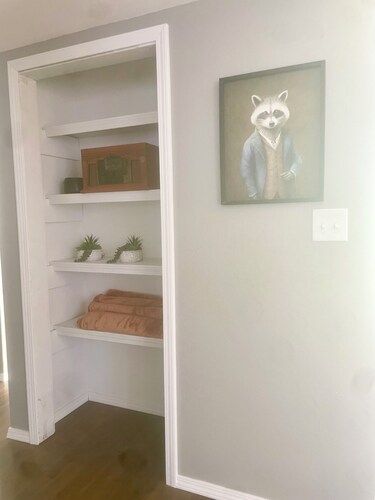Peaceful 1-bedroom apartment with AC in charming Dexter.