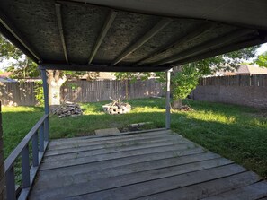 Property grounds - Nice 4 Bed, 2 Bath, 2 Car Garage Home With Spacious Backyard. Quiet Neighborhood (Killeen)