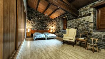 1 chambre, fer et planche à repasser, Wi-Fi gratuit, draps fournis