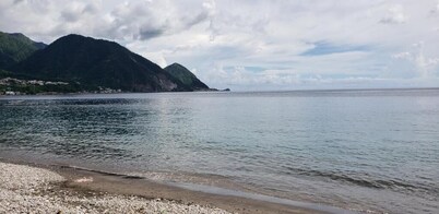 罗索海滩旅舍