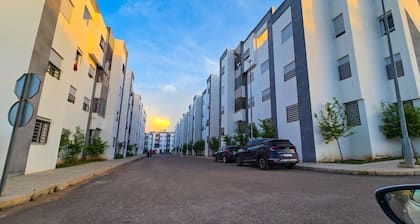Elite Holiday Homes - Akdital & Aéroport