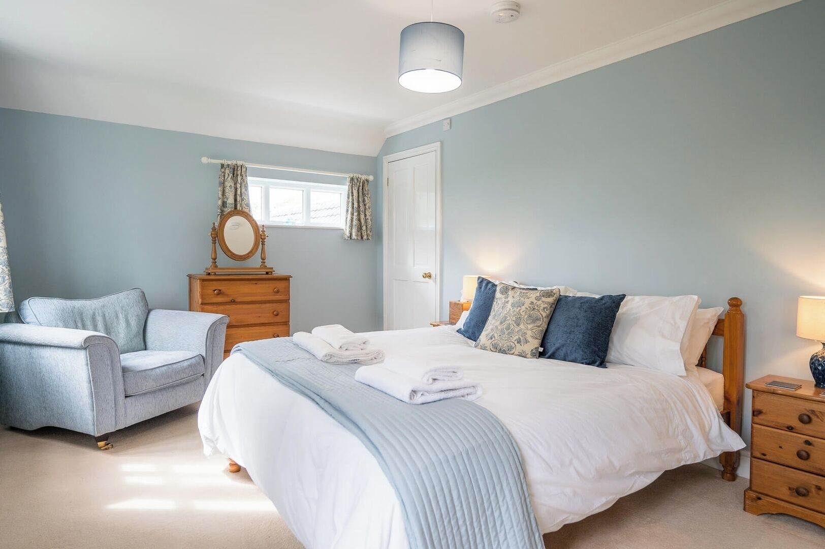 3 bedrooms, iron/ironing board, travel crib, WiFi